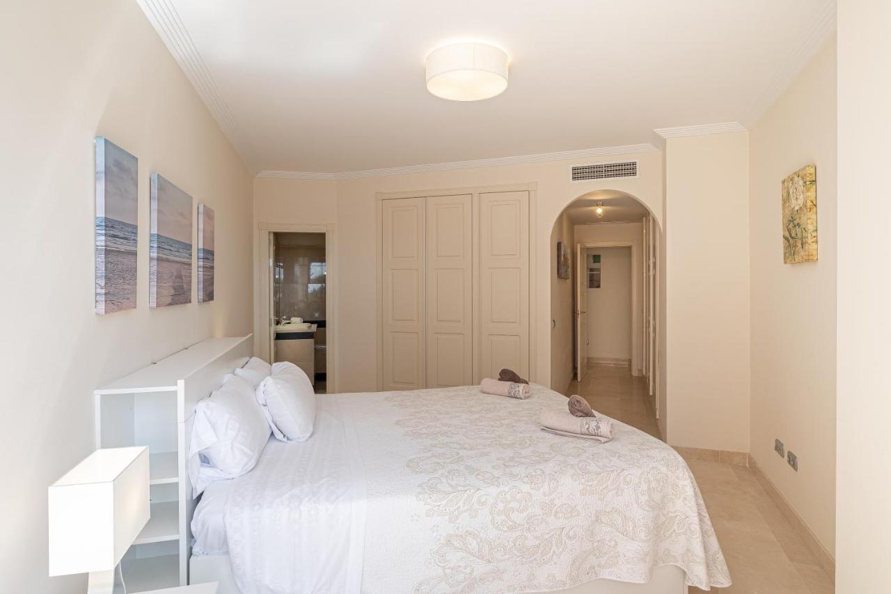 Magnifico Apartamento De 3 Dormitorios En Riviera Andaluza Estepona Kültér fotó